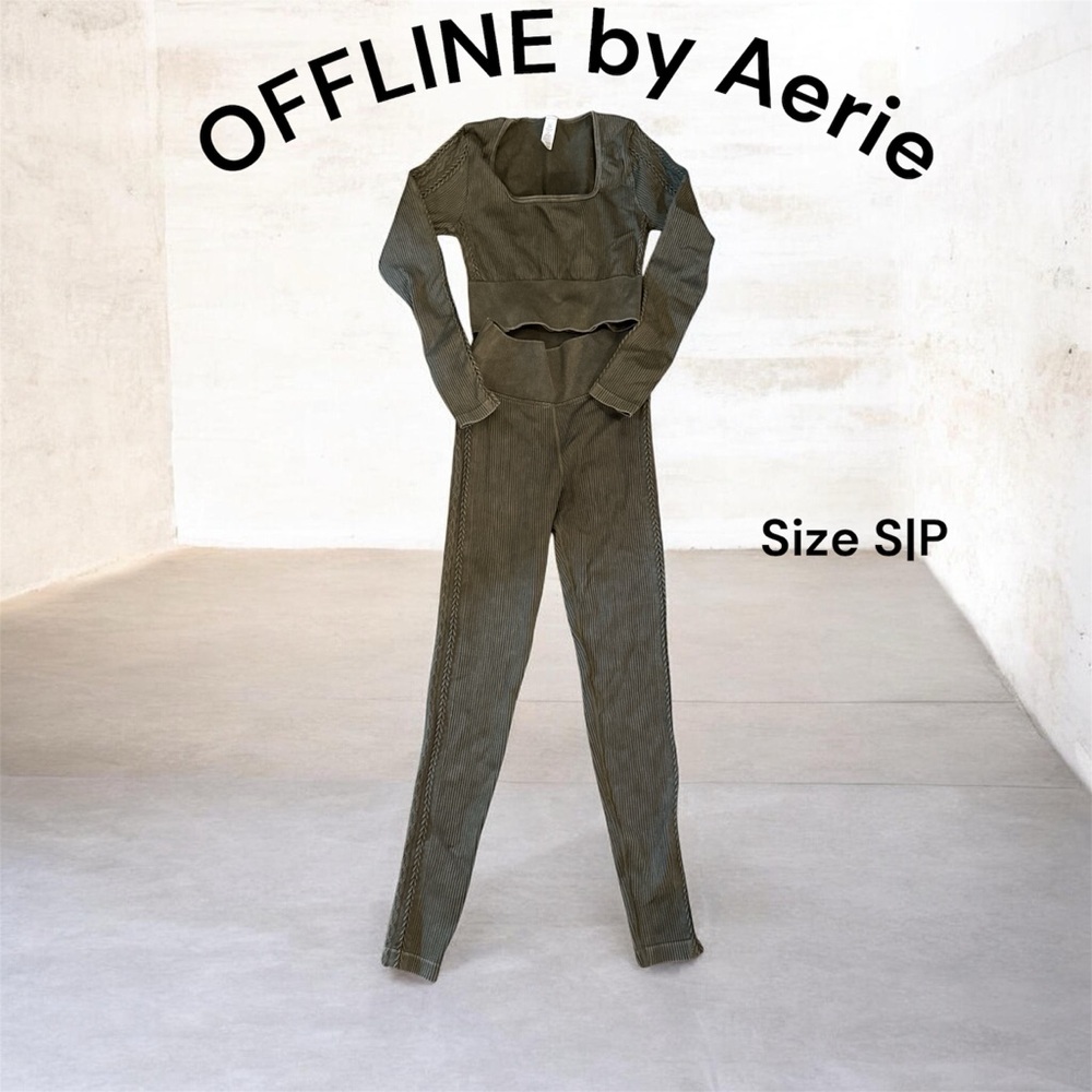 🐶❄️OFFLINE by Aerie Women's Olive top with leggings